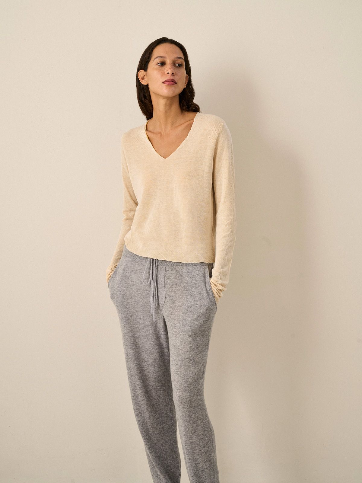AIRY 06 - Light Grey, L/3