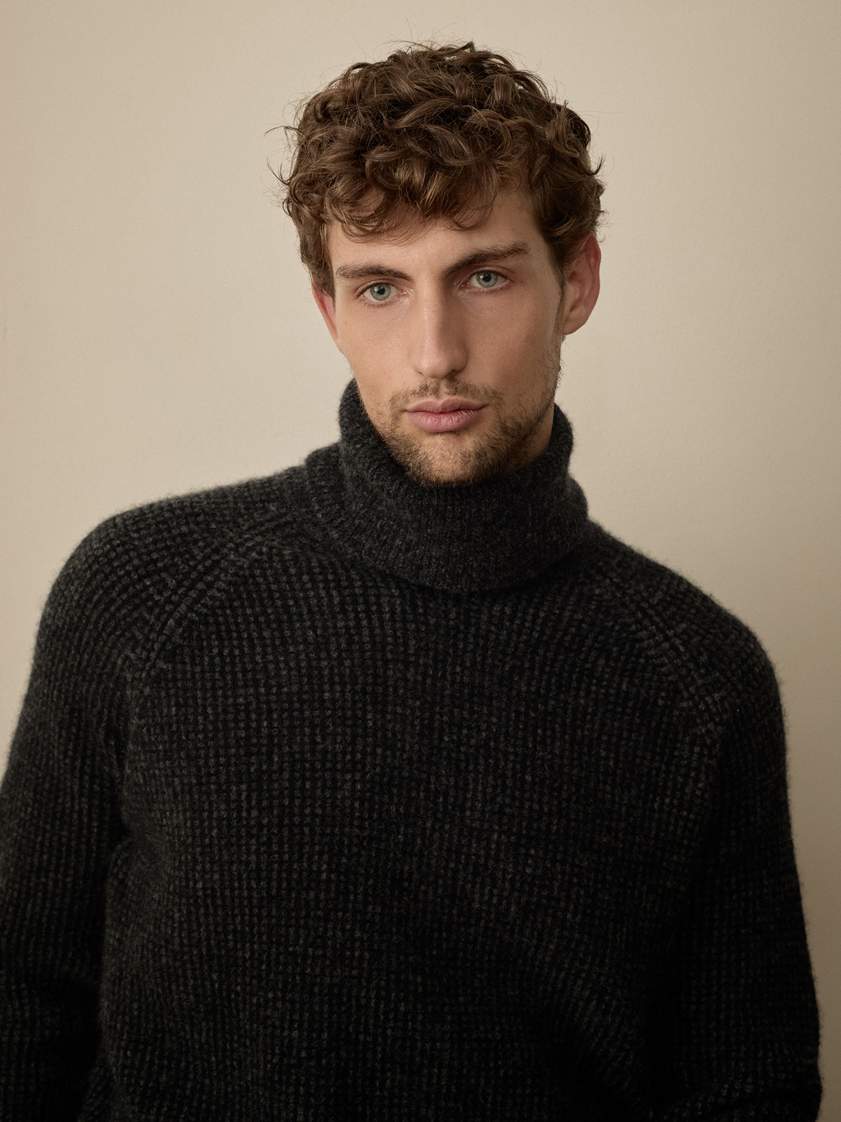 4_H4_SASCHA02_2000.jpg